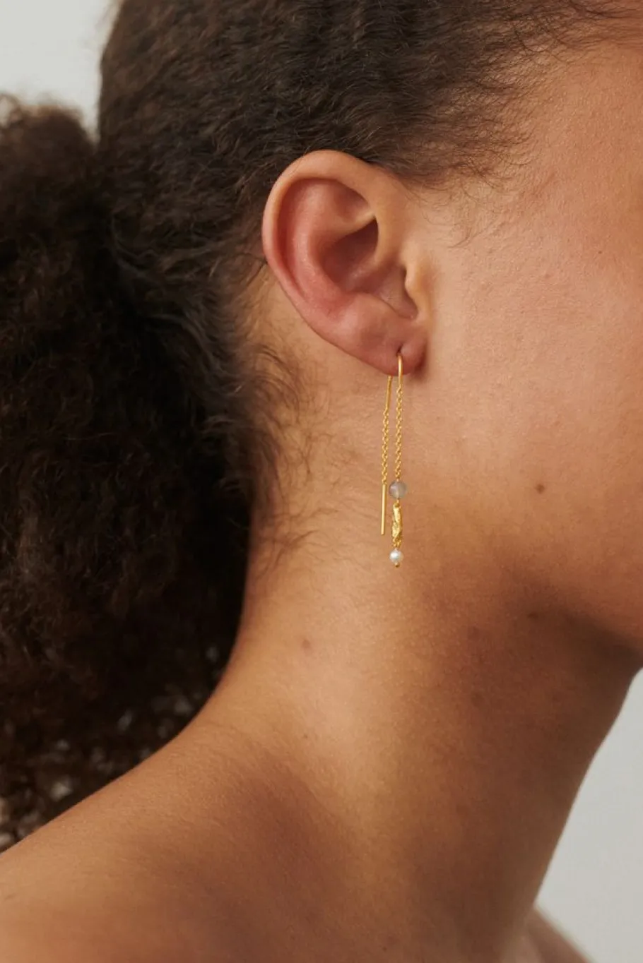 Pernille Corydon Øreringe^Soft Sky Earchains